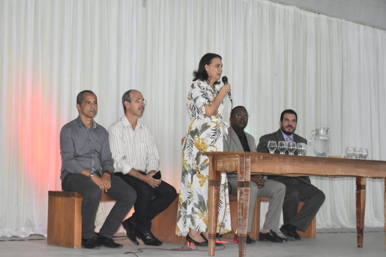 Camacã: II Casamento Comunitário realiza o sonho de dezenas de casais

